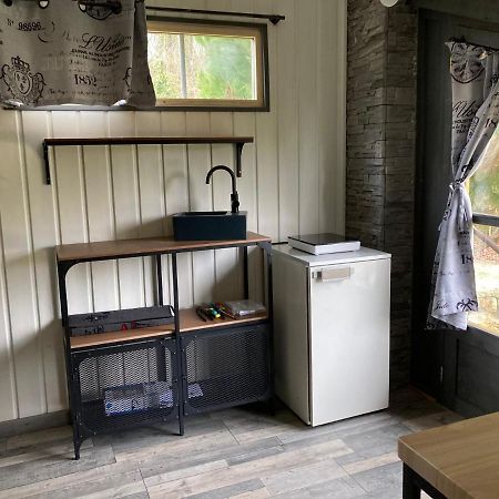 Charmant Petit Dortoir 3 Places Chazelles  外观 照片